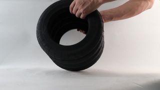 Substituição de mola pneumática industrial GUOMAT para Yokohama S-500-4